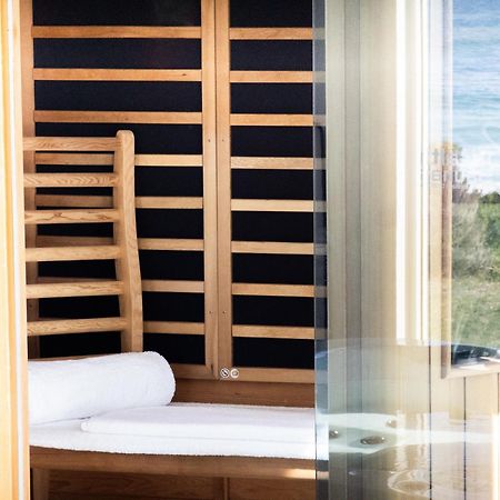 Saltwater - Absolute Oceanfront, Fire Pits, Some Villas With Hot Tubs And Sauna Falmouth Eksteriør billede