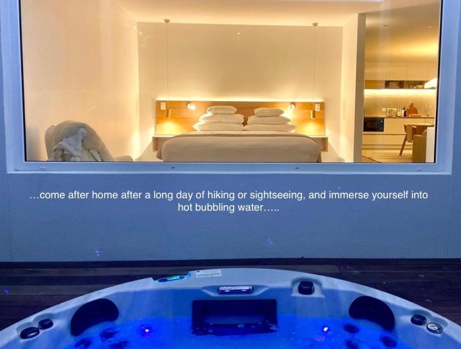 Saltwater - Absolute Oceanfront, Fire Pits, Some Villas With Hot Tubs And Sauna Falmouth Eksteriør billede