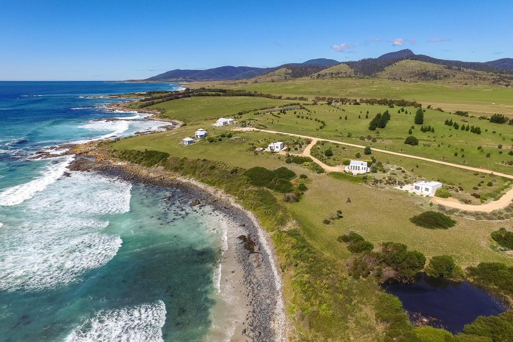 Saltwater - Absolute Oceanfront, Fire Pits, Some Villas With Hot Tubs And Sauna Falmouth Eksteriør billede